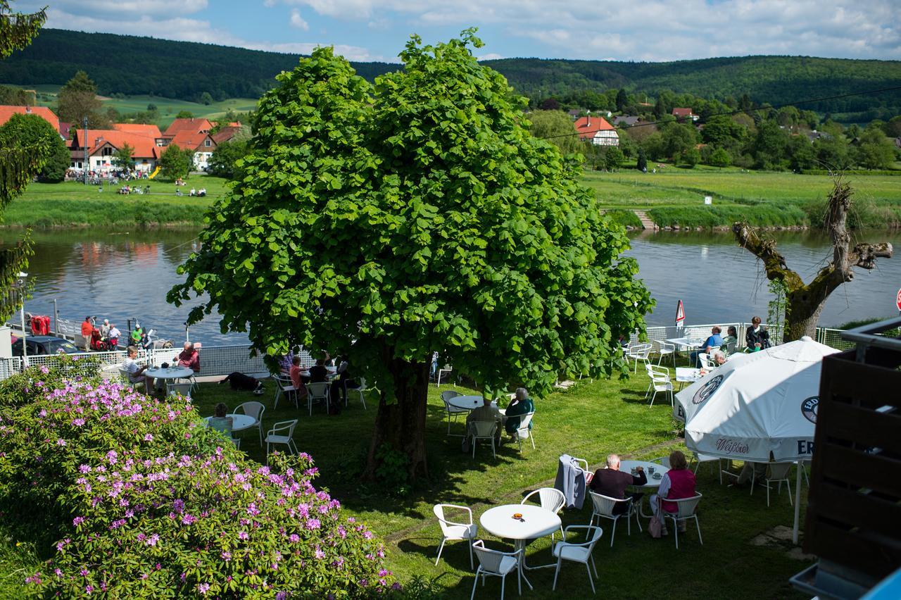Weigands Hotel Peter Reinhardshagen Exteriör bild